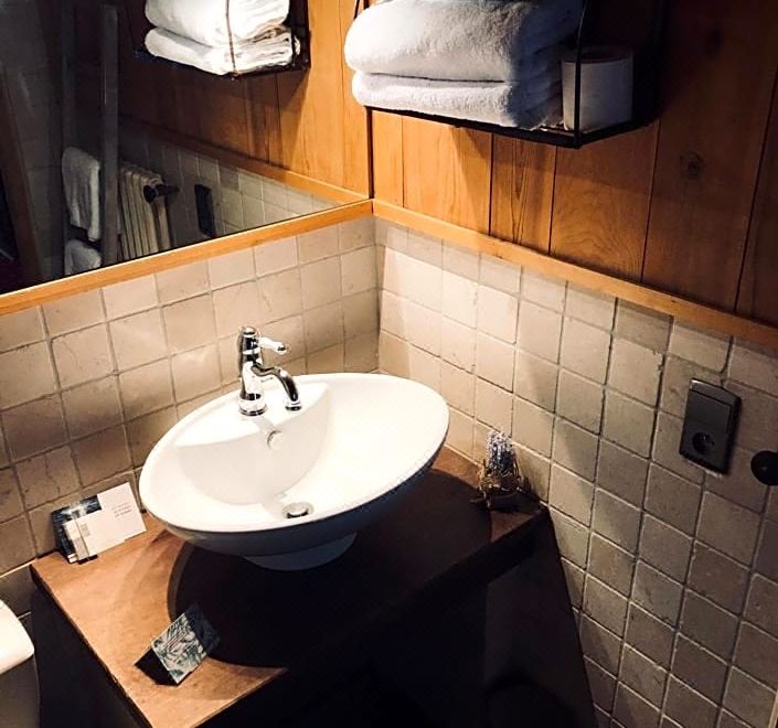 带山景的双人房1