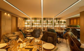 Sapphire Boutique Hotel CBD Belapur - Housity