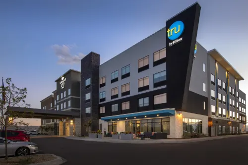 Tru by Hilton Denver Airport Tower Road