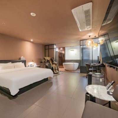 Suite (11 Pyeong,Massage Chair,round Bathtub for 2) Vine Hotel Promo Code