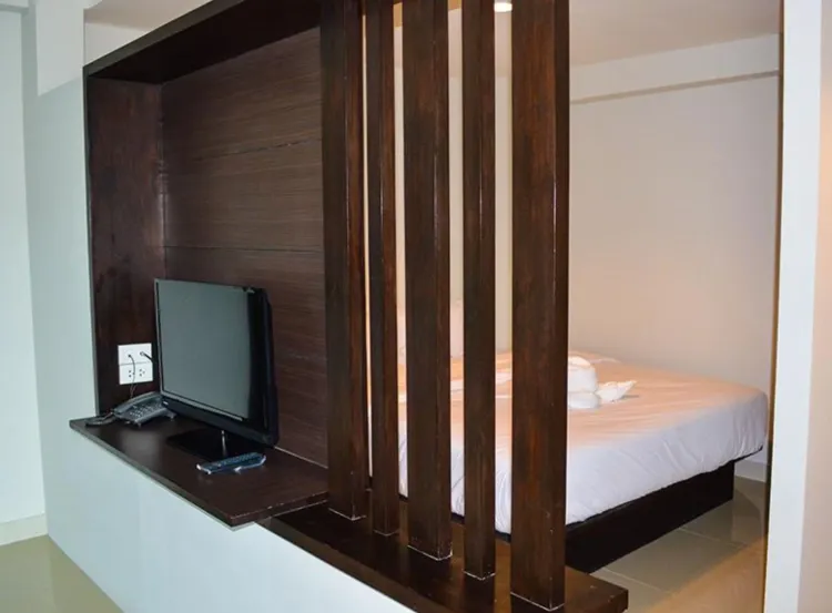 ห้องดีลักซ์ (เฉพาะเตียงใหญ่)