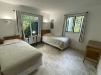 Carrie's Cottage - Charming Duplex Style 3 Bedroom Cottage with Beach Access!