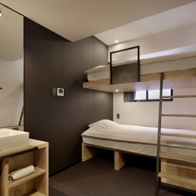 雙床房（帶獨立衛浴） 三條PIECE青年旅館優惠