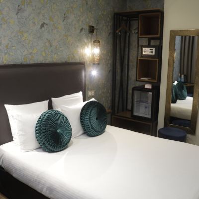 Double Room Moris Grands Boulevards Promo Code