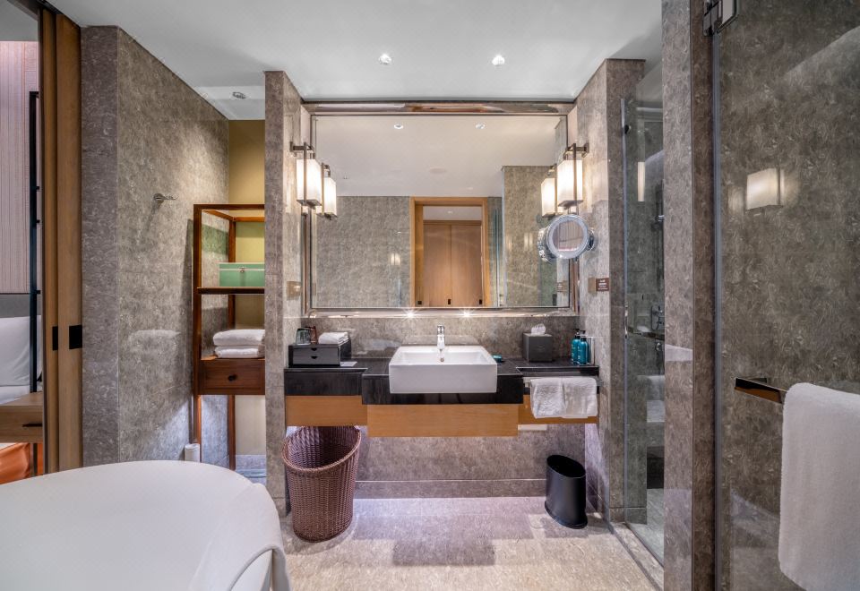 高级园景双床房（带阳台）