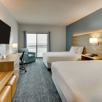 Deluxe Room, 2 Queen Beds, Balcony, Bay View Parkshore Resort Promo Code