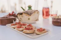 ترولي إن كورتي