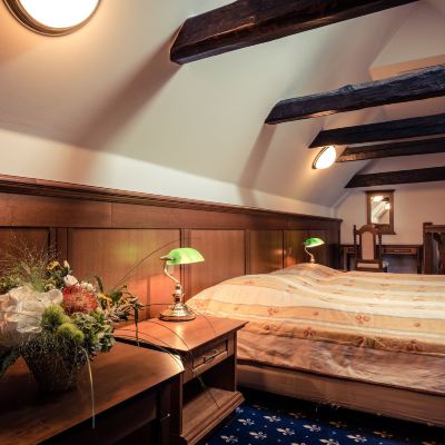 Junior Apartment Gold Promo Code