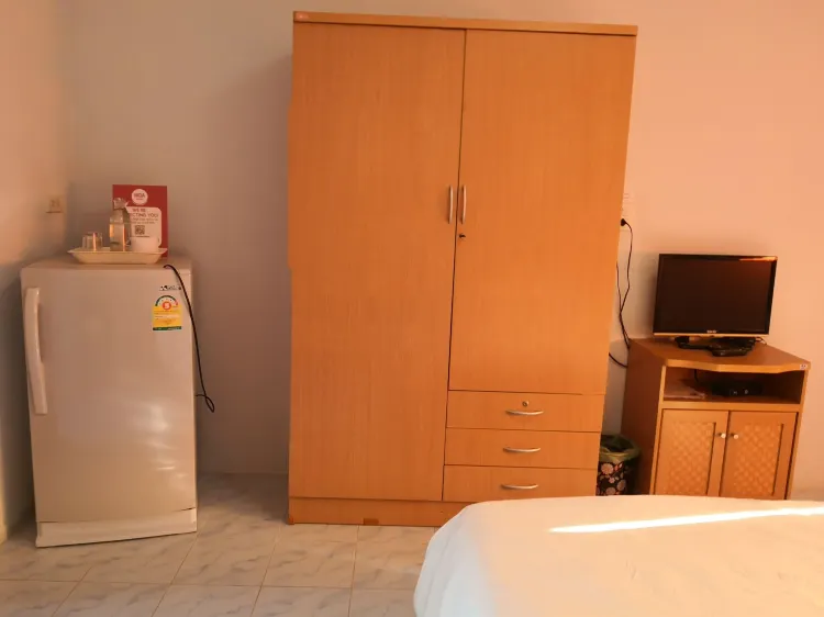 ห้องสแตนดาร์ด เตียงใหญ่ 1 เตียง