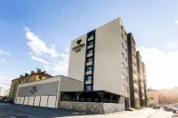 Hotel Crystal Hotels in 