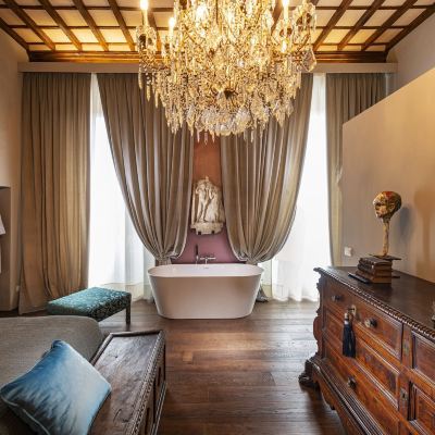 Deluxe Double Room Casa Botticelli Promo Code