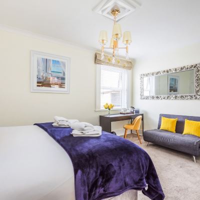 Family Room Ashbys Promo Code