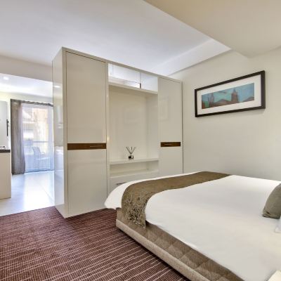 Studio The George, Urban Boutique Hotel Promo Code
