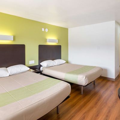 帶兩張雙人床的吸煙房 埃爾帕索機場布利斯堡6號汽車旅館優惠