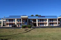 Royal Inn & Suites