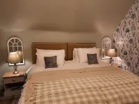 Argyle Guest House Отели в г. 