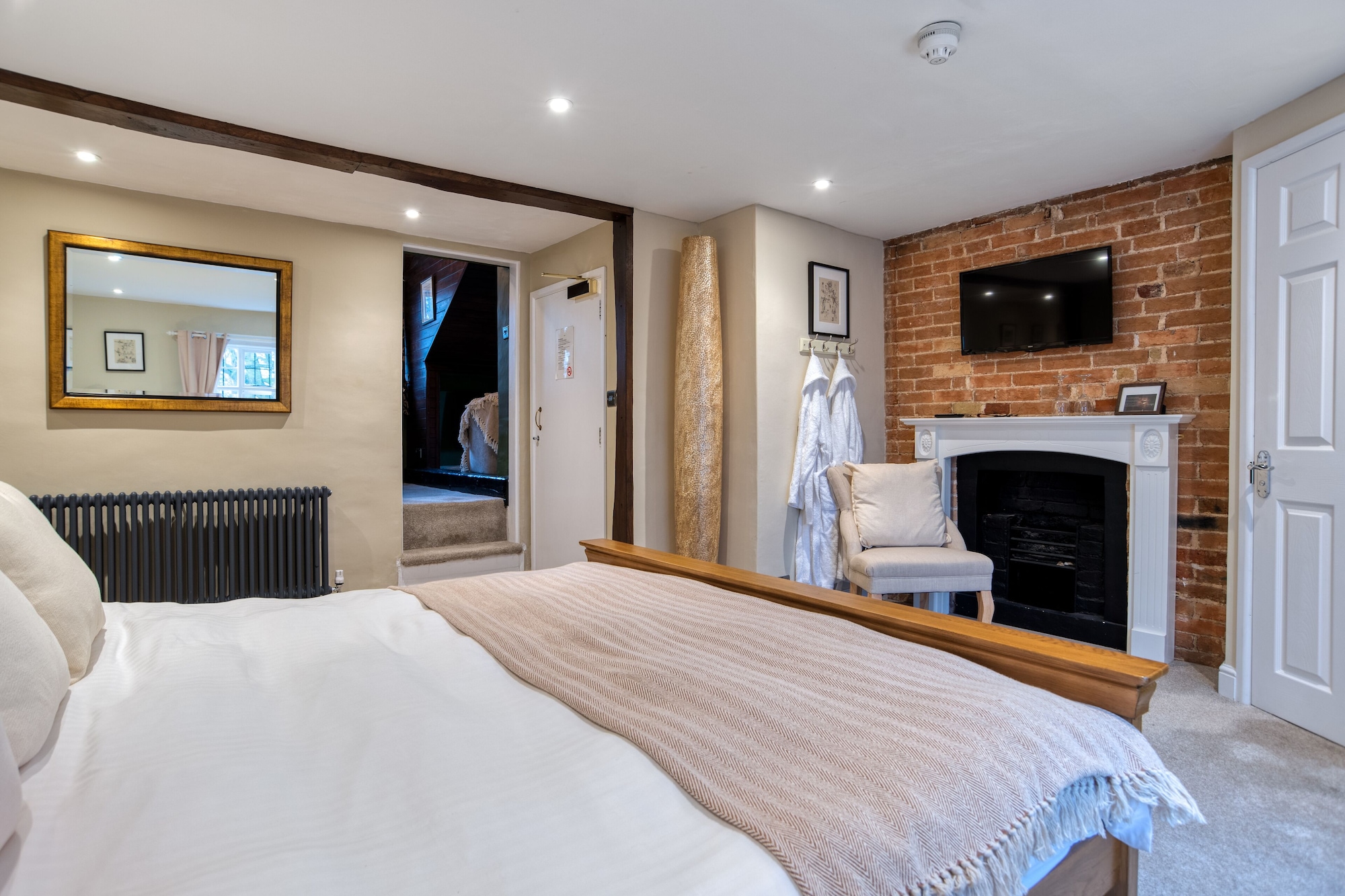 高级套房，带衞生间，花园景观（11号）