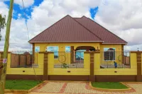 Sajaca Lodge Отели в г. 