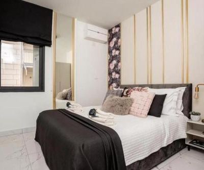 Deluxe Two-Bedroom Apartment With Balcony Eshel Suites Promo Code