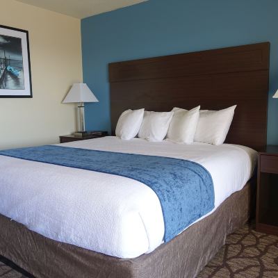 Standard Single Room, Ensuite (1st Floor Sk Ns) Harborside Inn Promo Code