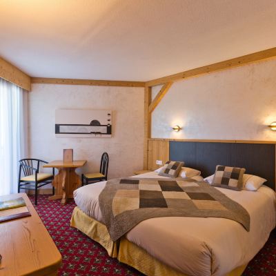 Traditional Twin Room Hotel le Littoral Promo Code