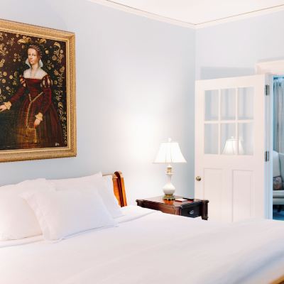 Room, Private Bathroom (Mt.Vernon) Morehead Inn Promo Code