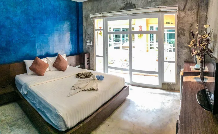 Hotel Double Room with Air Conditioner