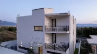 Zani's Villa Hotels in 