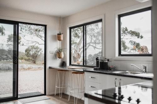 Humbug Bunk House & Hot Tub! Three-Bedroom House