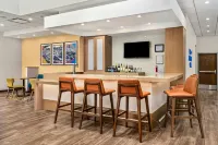 Hampton Inn Chicago North/Loyola Station