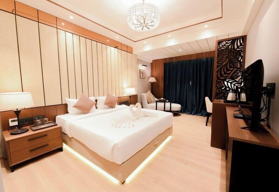 HOTEL AVINASH INTERNATIONAL - Housity