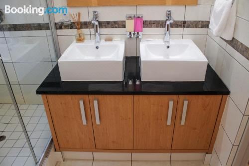 高级两卧室公寓