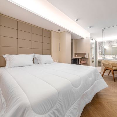Premium 1 Bed King Suite Intercity Portofino Florianópolis Promo Code