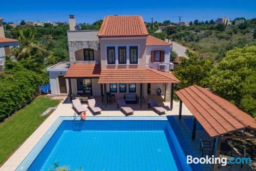 别墅（带独立泳池）