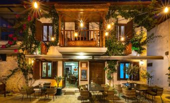 Old Town Hotel Kalkan - Housity