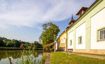 Hotel Čertousy