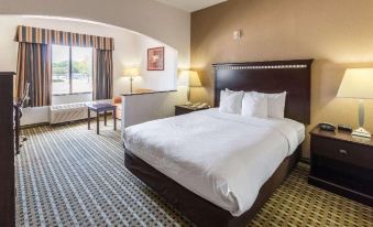 Quality Suites, Ft Worth Burleson