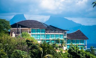 Tahiti Airport Motel