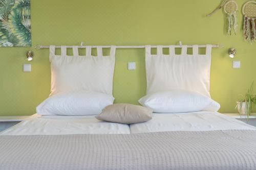 带阳台的三人房