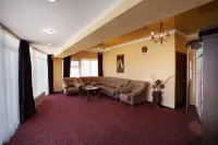 Zolotoj Globus Hotel
