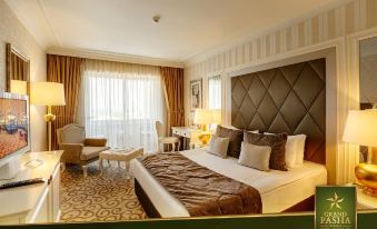 Grand Pasha Hotel & Spa Kyrenia - Housity