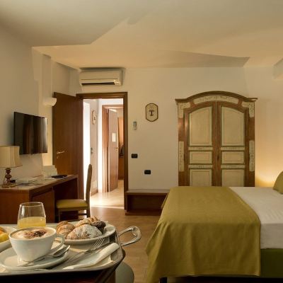 Suite, 2 Bedrooms (Vasca Idromassaggio All'Aperto)