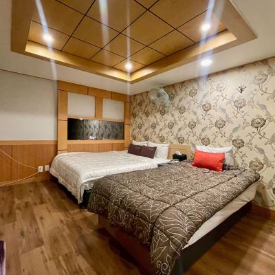 Premium Twin Room (1 Double + 1 Single, Bathtub) Busan Gamjeon MU Hotel 쿠폰