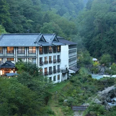 Kaniyu Hotels near Shirane Mountain