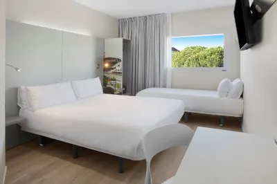 B&B HOTEL Barcelona Granollers Hotel di 