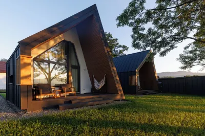 Reconnect Glamping Stulpicani Hotels in 