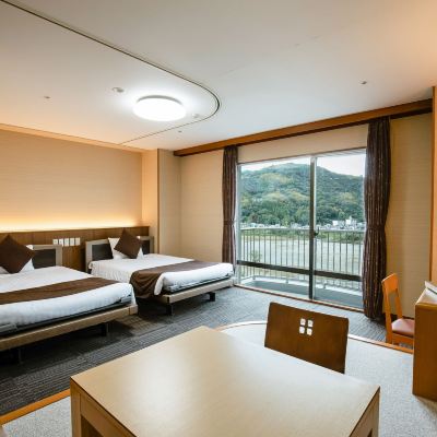 バリアフリールーム（バス付）（禁煙） かんぽの宿 伊野 クーポン