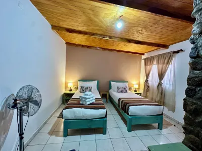 Hostal Qachi chentura Отели в г. 