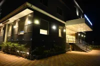 Neel Clarks Inn Express