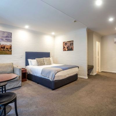 Superior Room Town Square Motel Promo Code